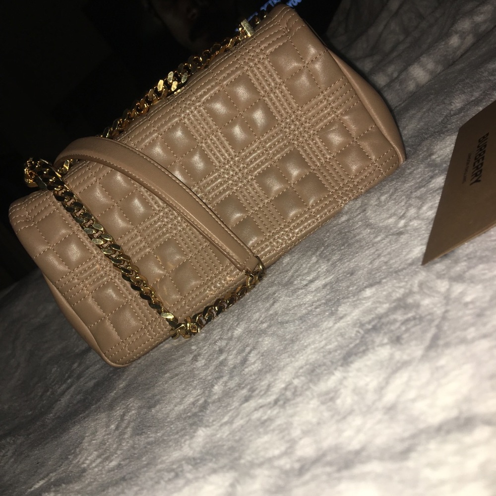 Burberry crossbody bag worn once !! - Picture 3 of 6